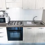The Sunset 2 By Design Apartman
