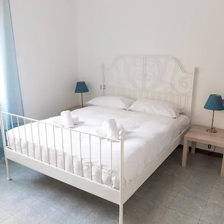 Apartment The Sunset 2 By Design Bellano