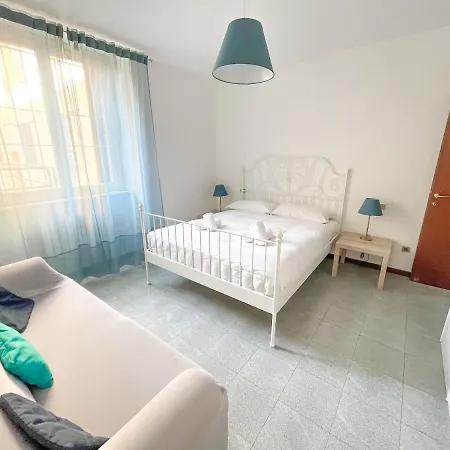 The Sunset 2 By Design Apartment Bellano