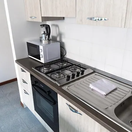 The Sunset 2 By Design Apartment *