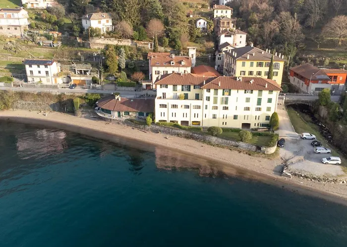 The Sunset 2 By Design Apartment